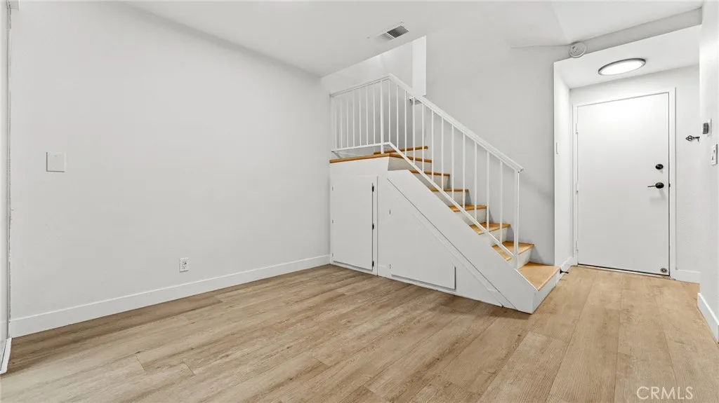 181 W La Verne 5, Pomona, California 91767 home-pic-14